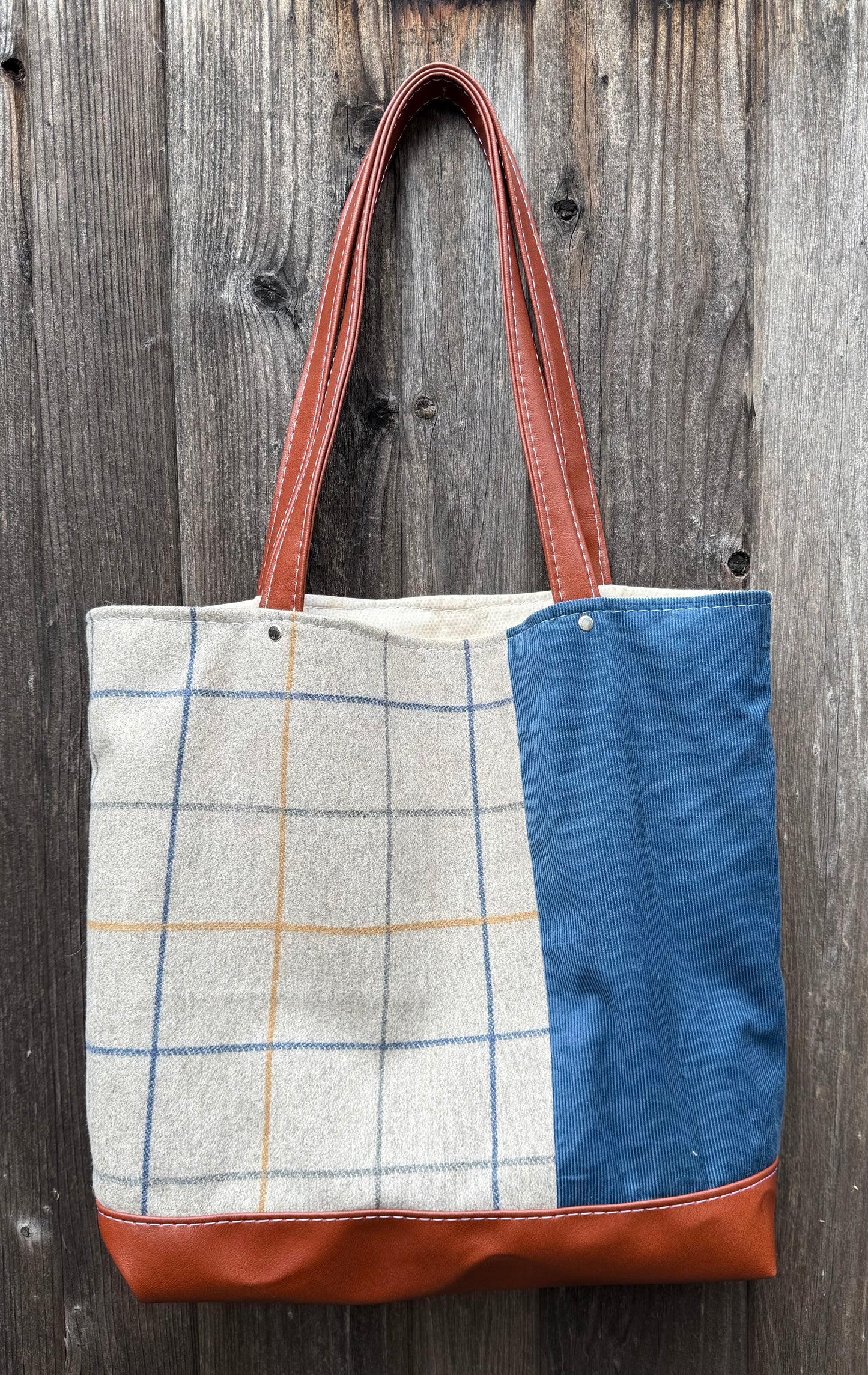 Basset Hound Tote Bag