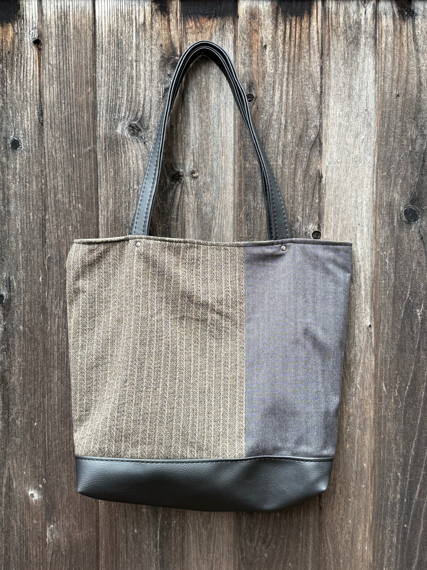 White Labrador Tote Bag